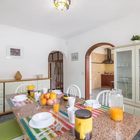 Sunflower Villa